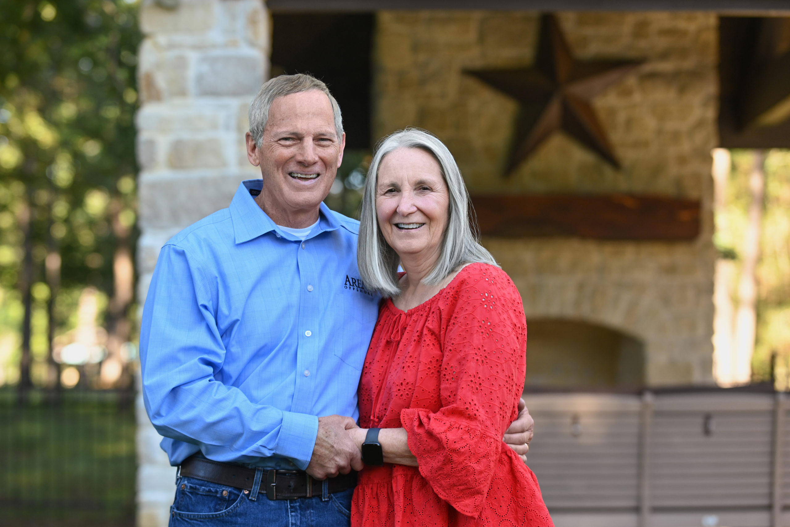 Warm photo of Louisiana Tech alums Don and Ann Metz